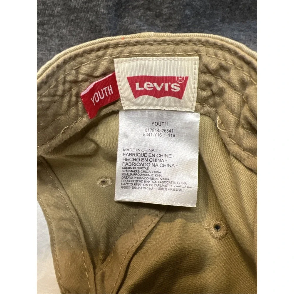 Levi's Baseball‎ Cap Youth Tan/White Embroidered Adjustable Strapback Hat Clean!